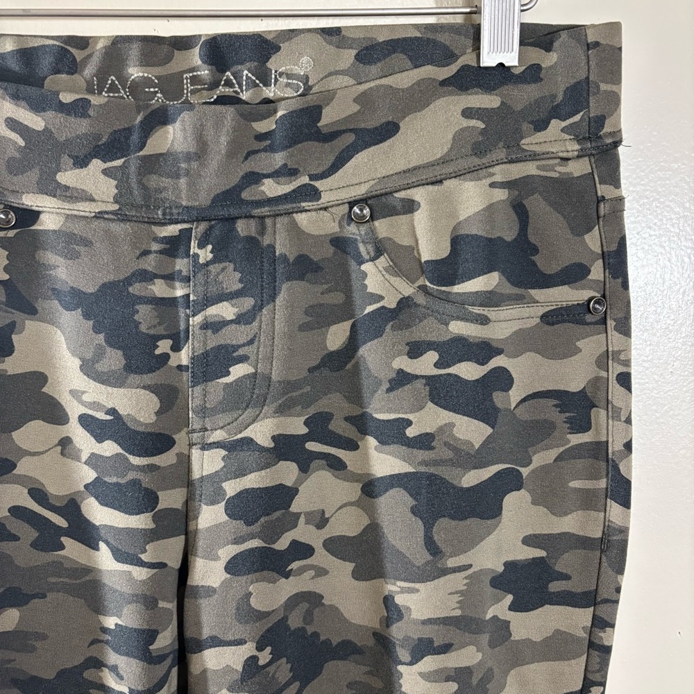 Jag Jeans Marla Pull-On Camo Ponte Leggings Size M - Picture 3 of 6